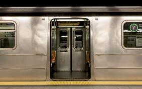 iStock-583996752 subway
