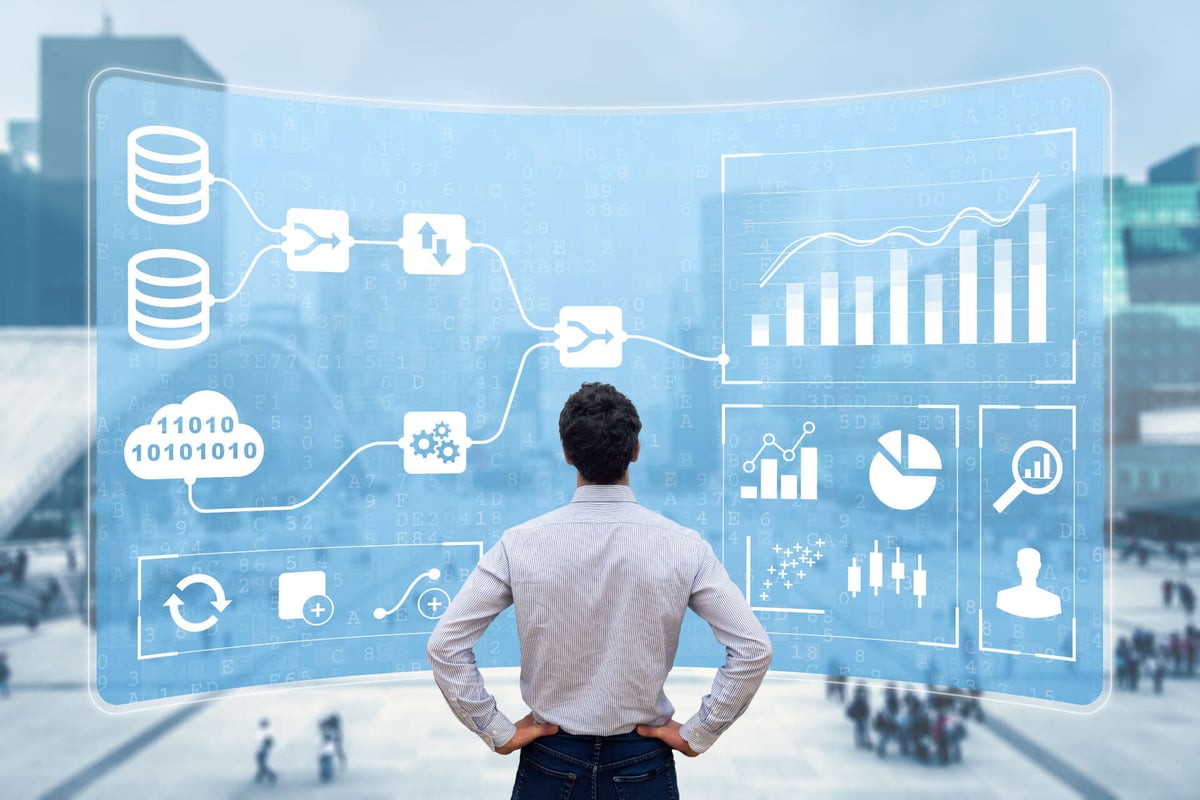 How To Build an Effective IT Sourcing Strategy: 5 Crucial Insights