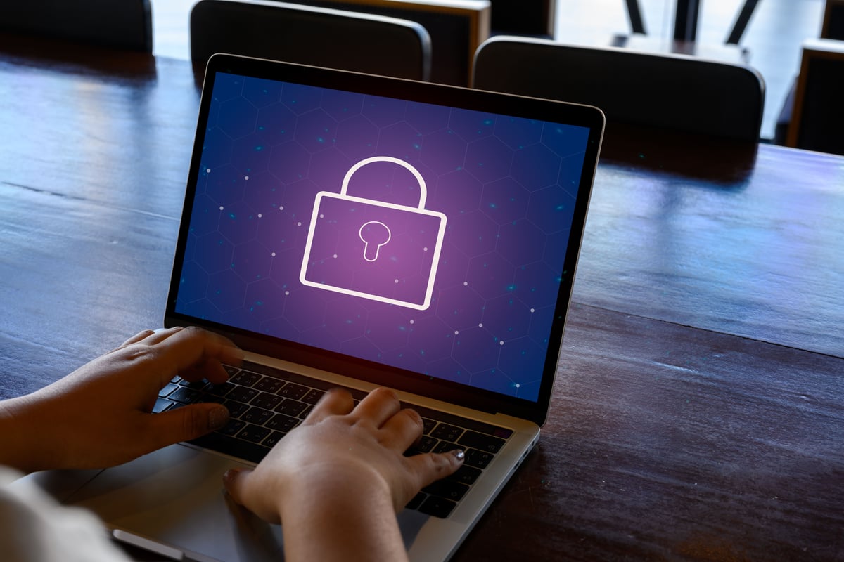 <span id="hs_cos_wrapper_name" class="hs_cos_wrapper hs_cos_wrapper_meta_field hs_cos_wrapper_type_text" style="" data-hs-cos-general-type="meta_field" data-hs-cos-type="text" >World's 8th Largest Bank Benchmarks its Security</span>