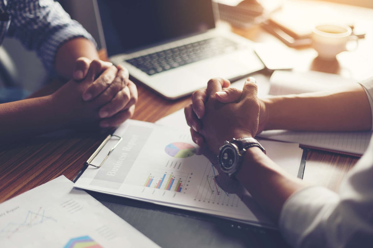 Negotiating with Oracle: Knowing the Rules to Achieve an Optimal Outcome