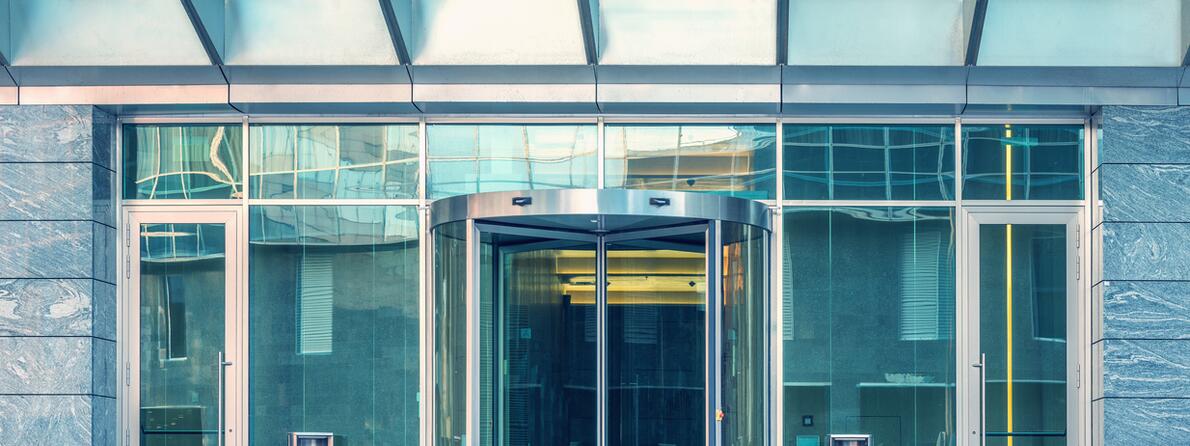 iStock-507839056 bank door iStock-507839056 bank door