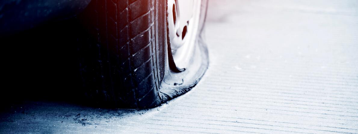 iStock-636881084 flat tire iStock-636881084 flat tire