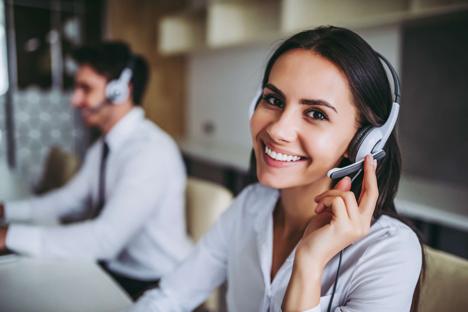 Peering-Beyond-the-Lens-Contact-Center-Customer-Experience-Services