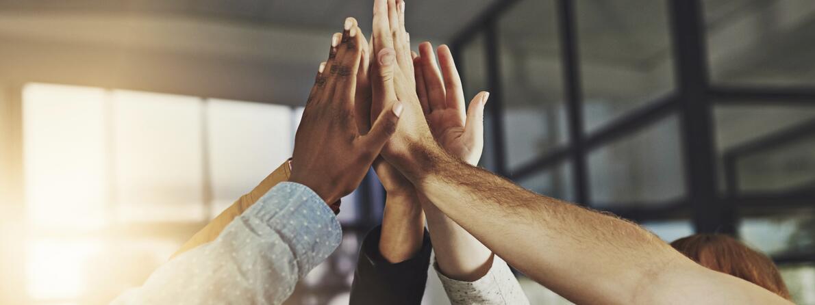 Res_HighFiveOutsourcingGrowth High Five