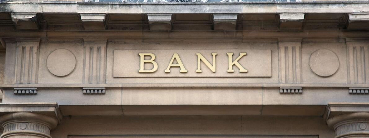 Training-Global-Banking-Giant Training-Global-Banking-Giant